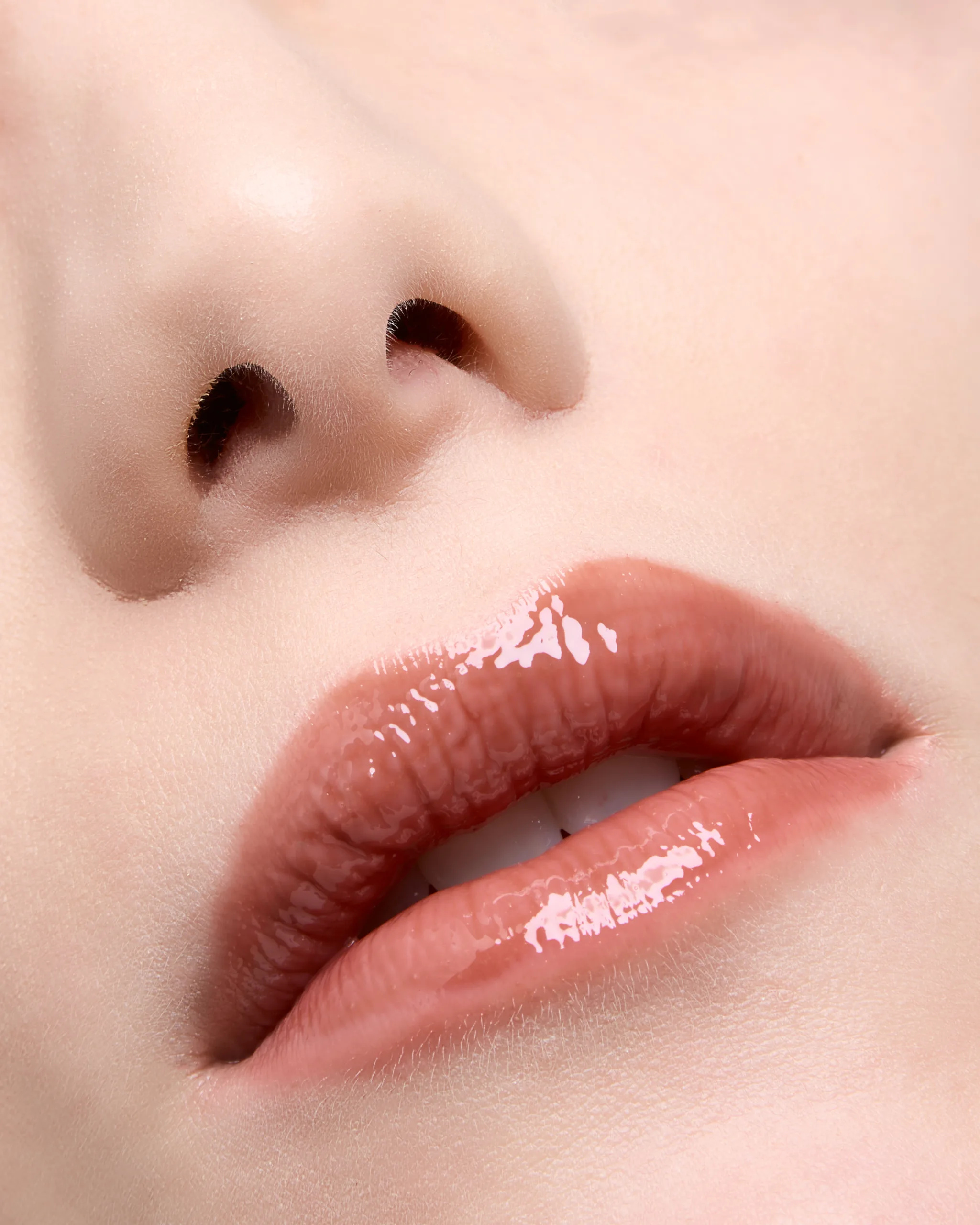 Lullaby plus medium coverage lipgloss